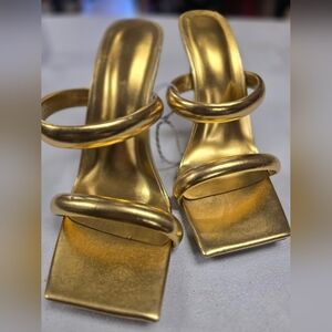 Elegant Gold Women's Heels